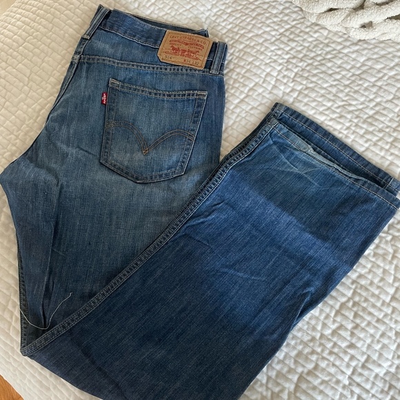 MENS LEVIS 514 JEANS 34 X 32 SLIM STRAIGHT - Picture 1 of 13